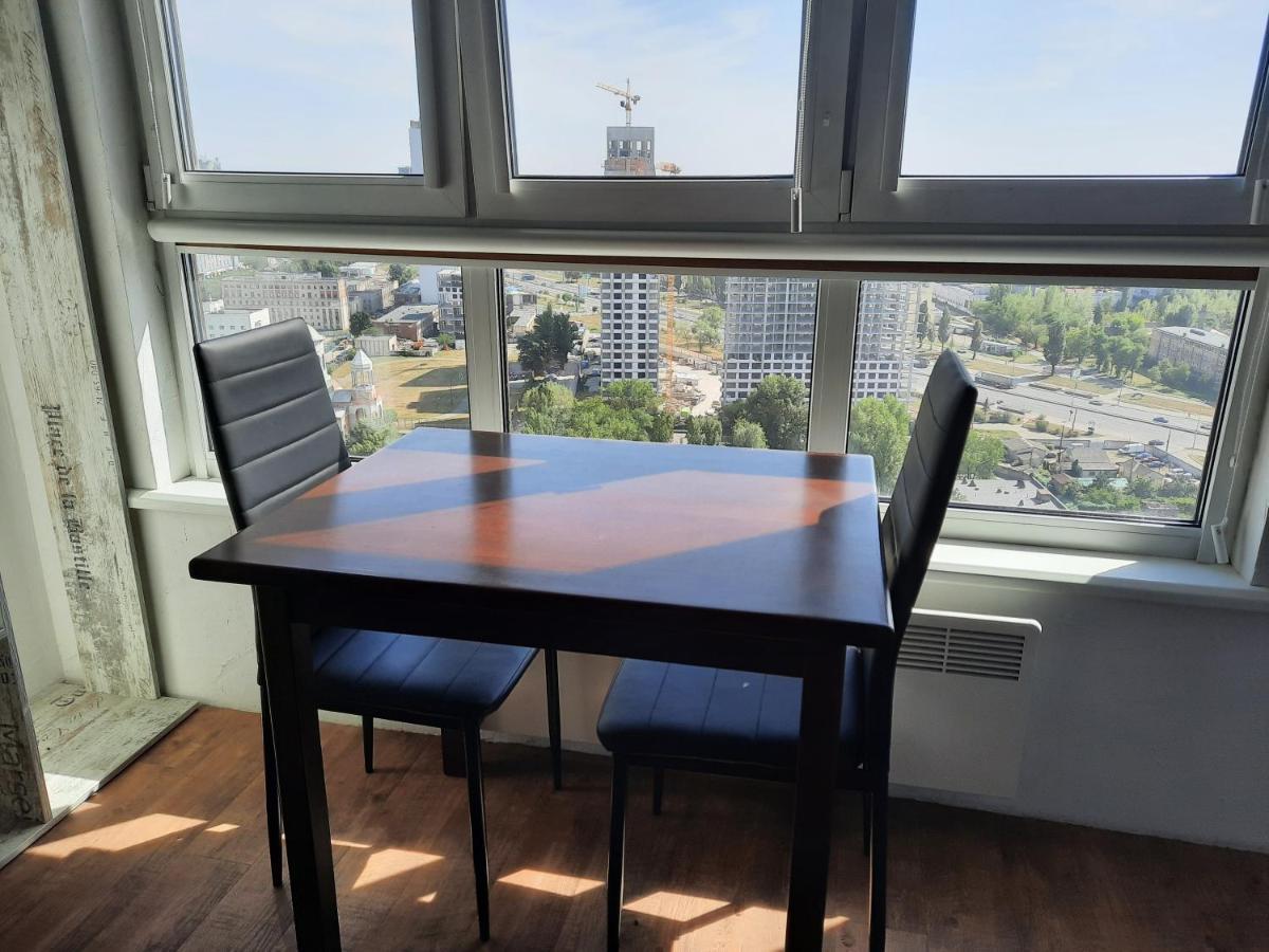 Sky Apartment Virmenska Kiev Ngoại thất bức ảnh