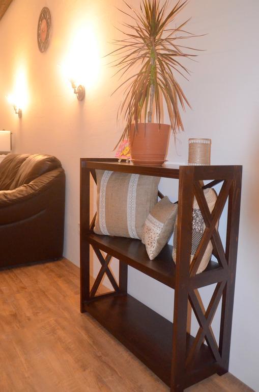 Sky Apartment Virmenska Kiev Ngoại thất bức ảnh