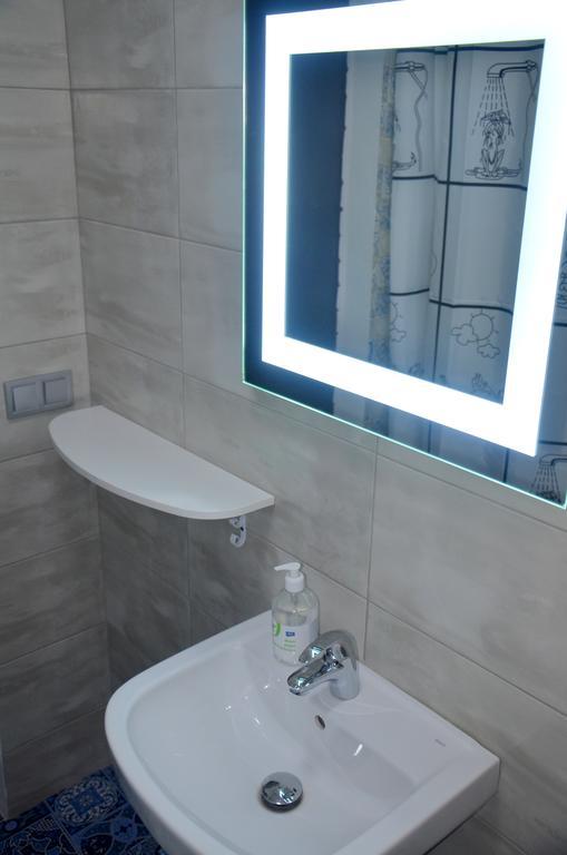 Sky Apartment Virmenska Kiev Ngoại thất bức ảnh