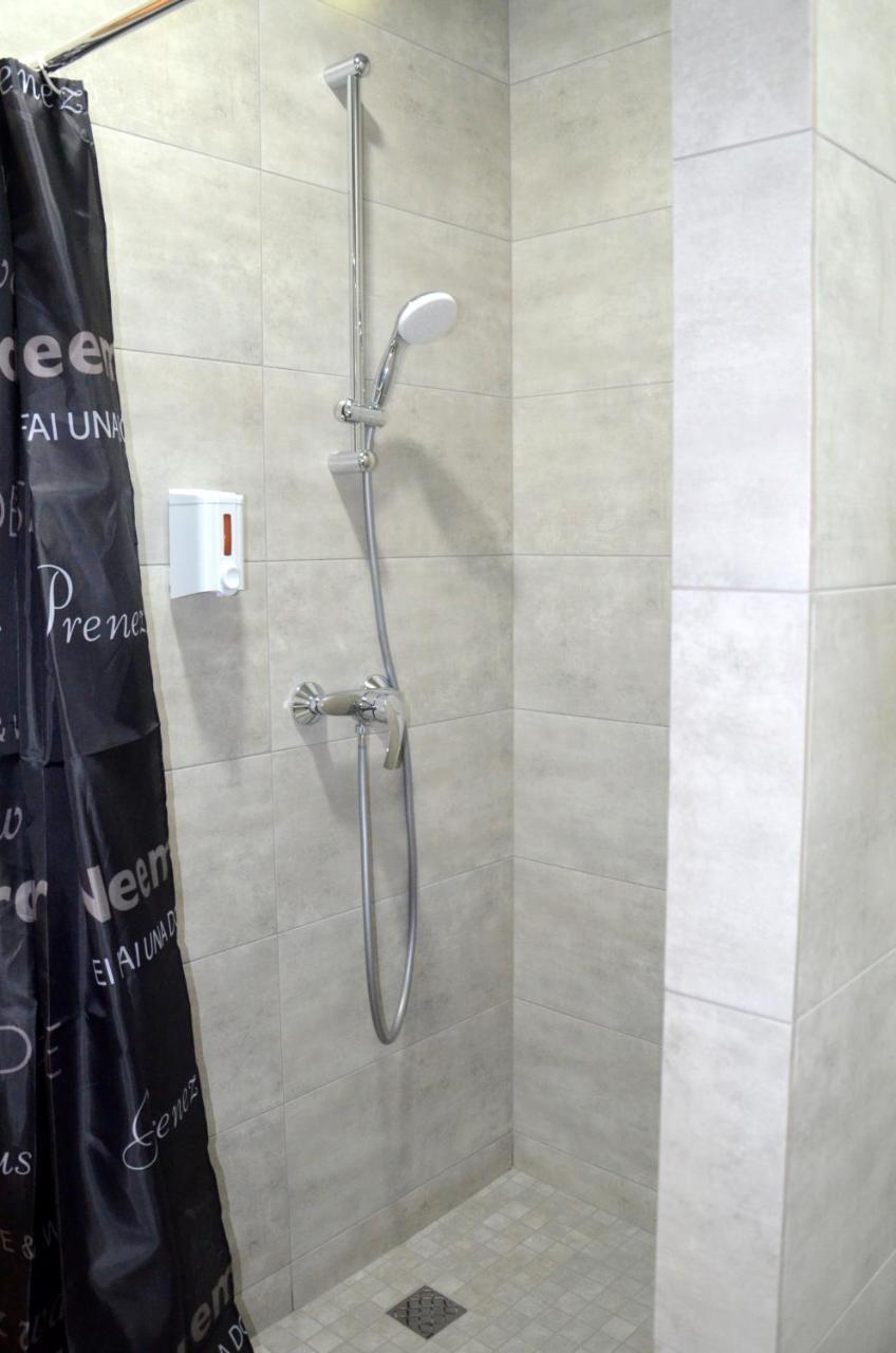 Sky Apartment Virmenska Kiev Ngoại thất bức ảnh